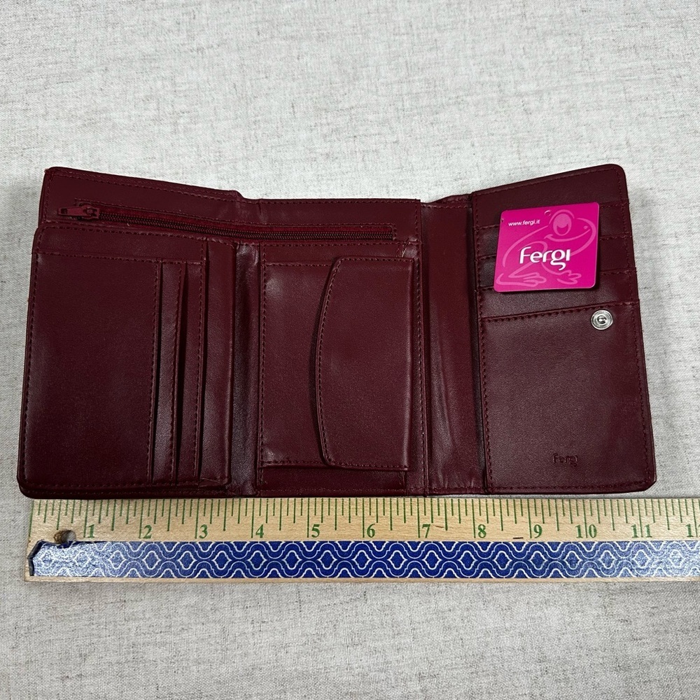 Fergi Burgundy Women's Wallet - Picture 6 of 10